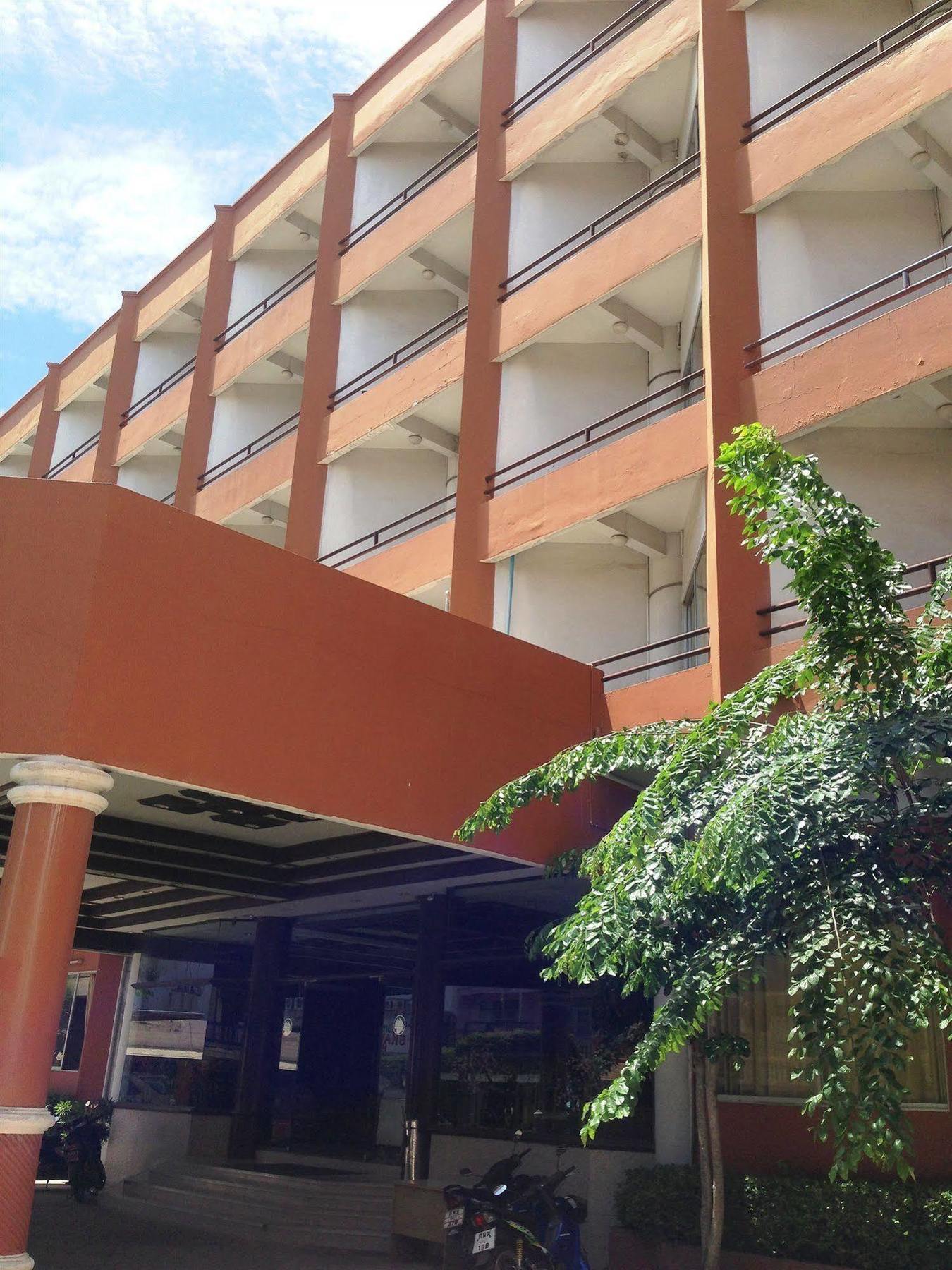 Skaw Beach Hotel Паттая Екстер'єр фото