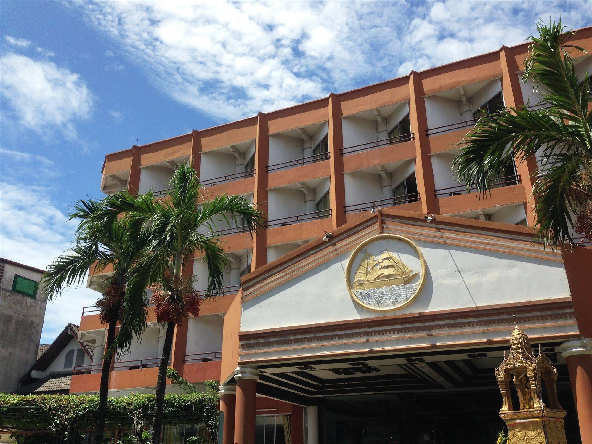 Skaw Beach Hotel Паттая Екстер'єр фото