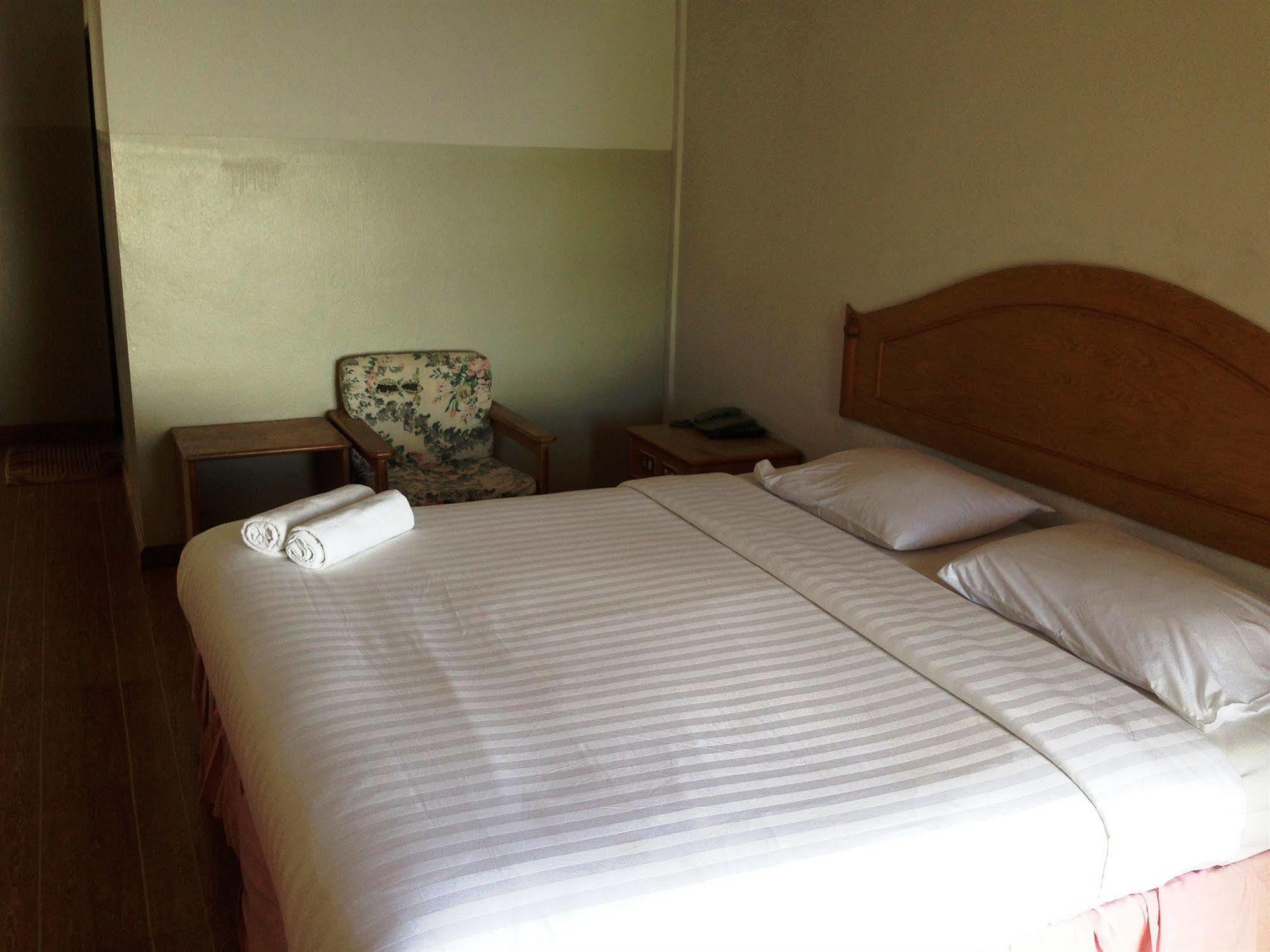 Skaw Beach Hotel Паттая Екстер'єр фото